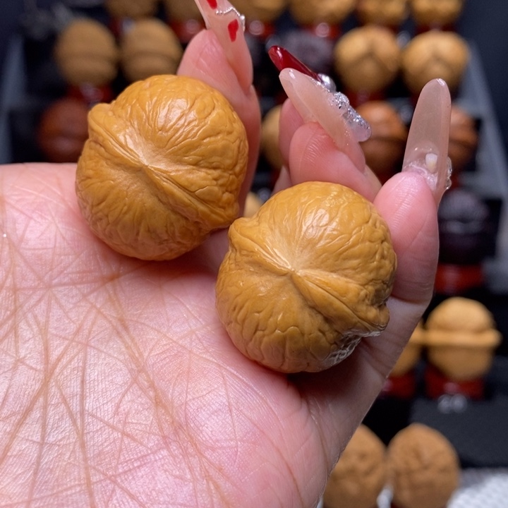 文玩核桃把件晶玉21号29尺