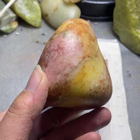 未镶嵌和田玉（糖玉）挂件