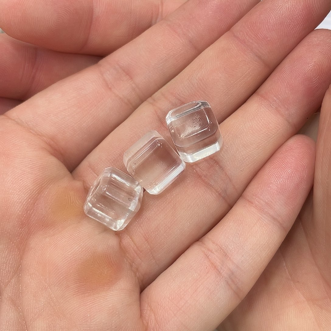 水晶珠宝半成品未镶嵌东**东打孔，不退不换