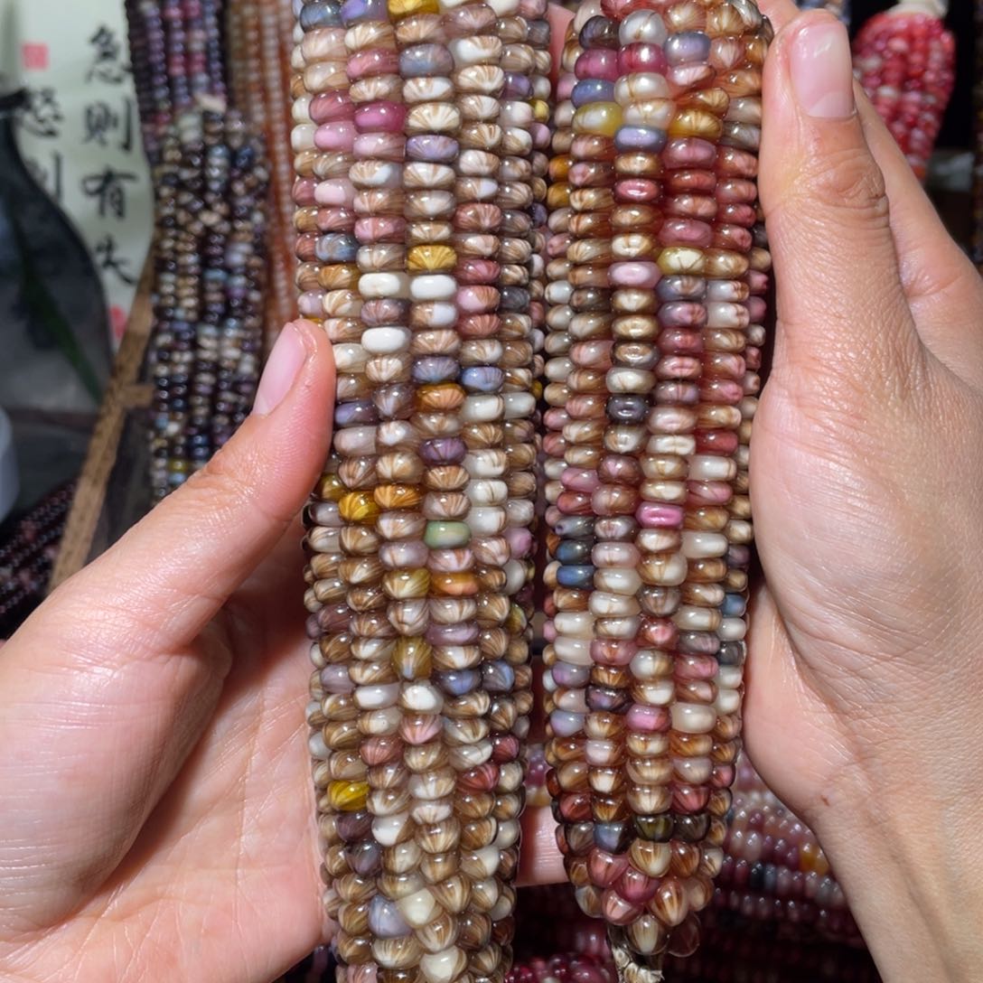 吃***喵文玩手艺人玉米