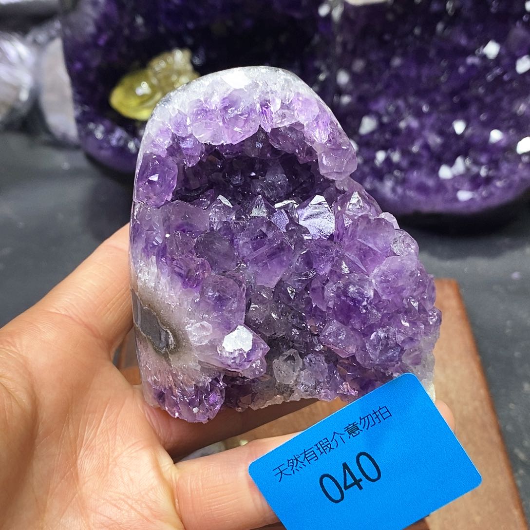 水晶大型摆件（非配饰）未镶嵌