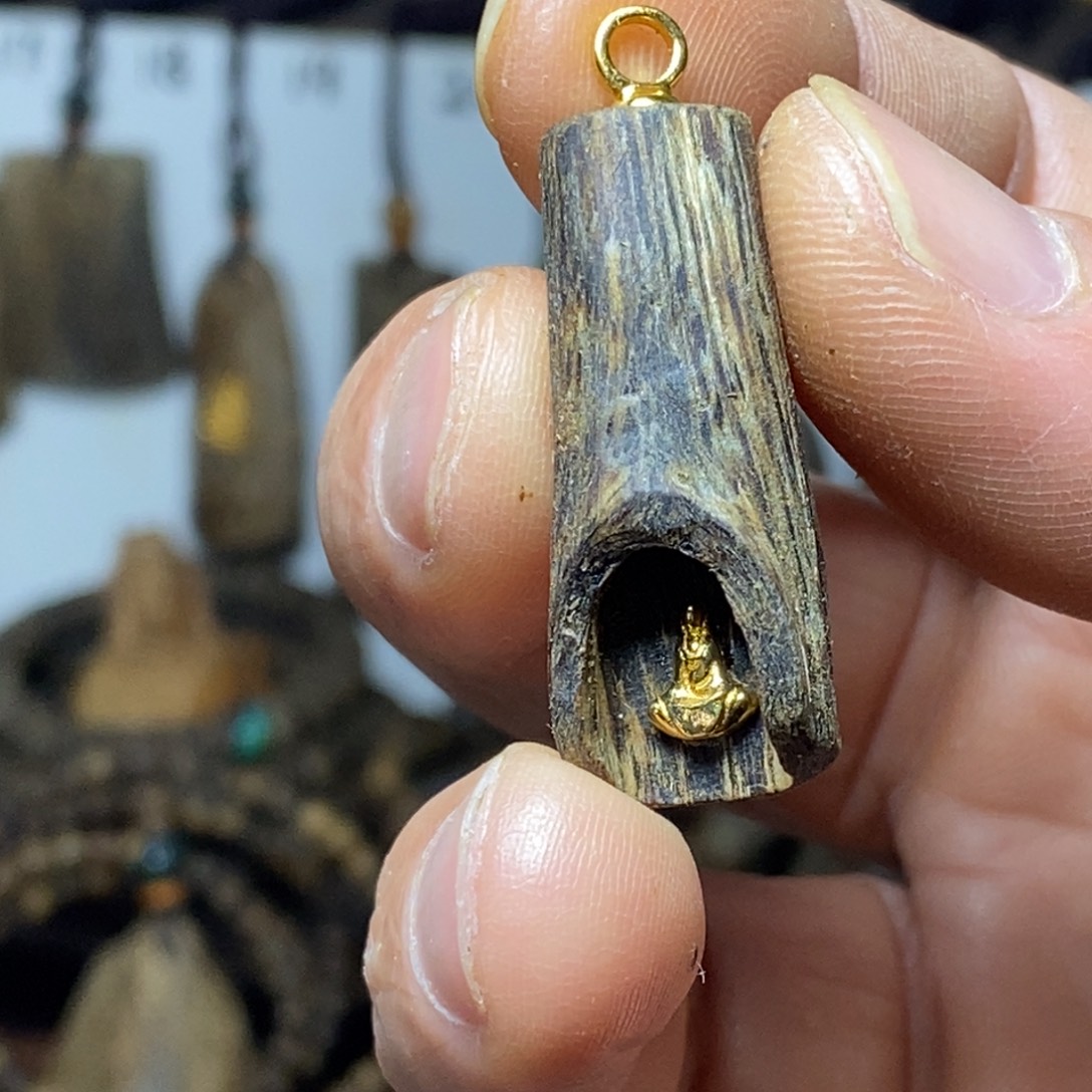 沉香碎屑沉香沉水