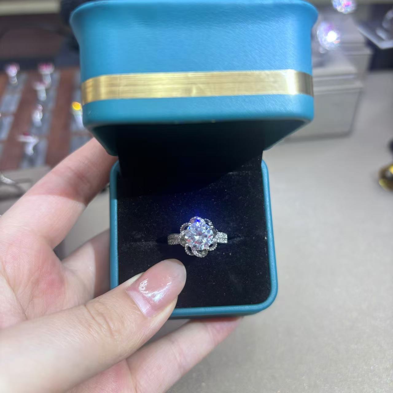 南非甄选【喷泉】三克拉