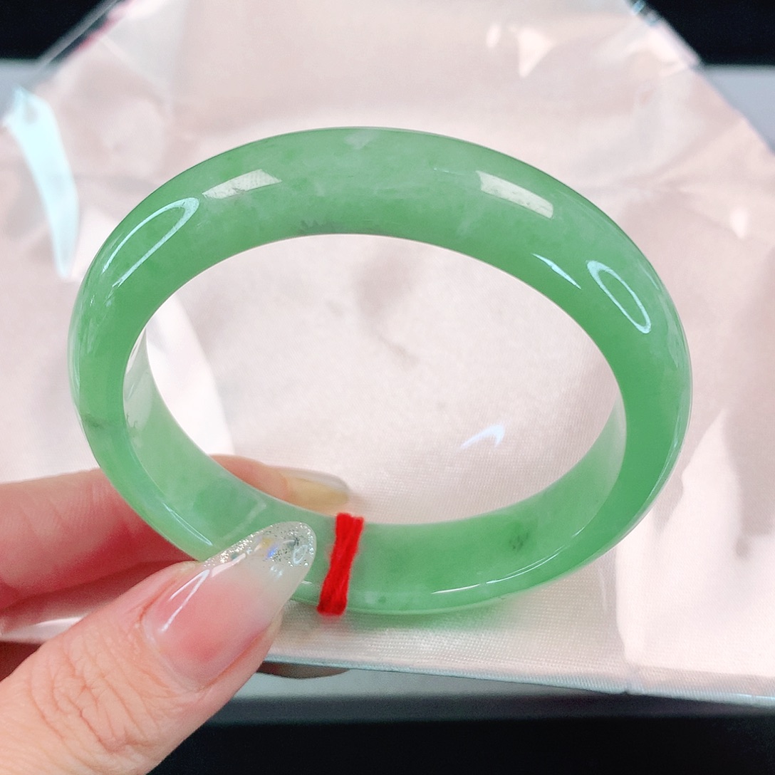 翡翠手镯未镶嵌4817翡翠