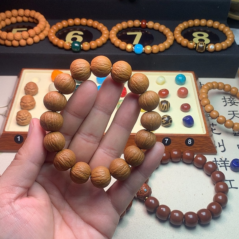 【闪购商品】猴头核桃手串聚宝盆