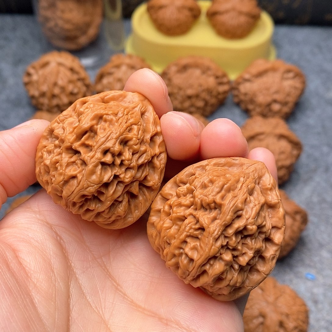 文玩核桃把件孤品龙虎泉37尺