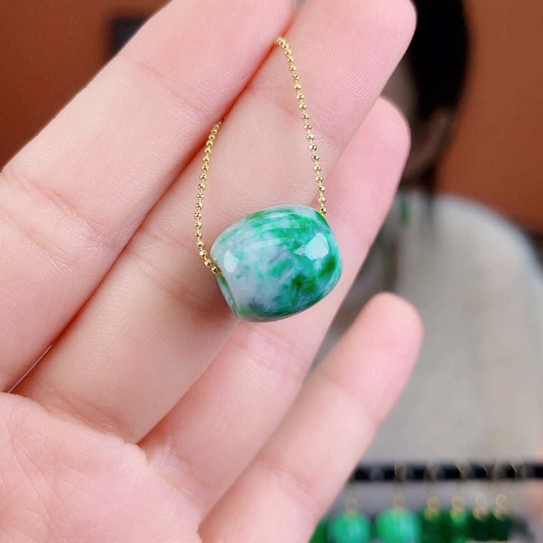 翡翠未镶嵌耳饰饰品