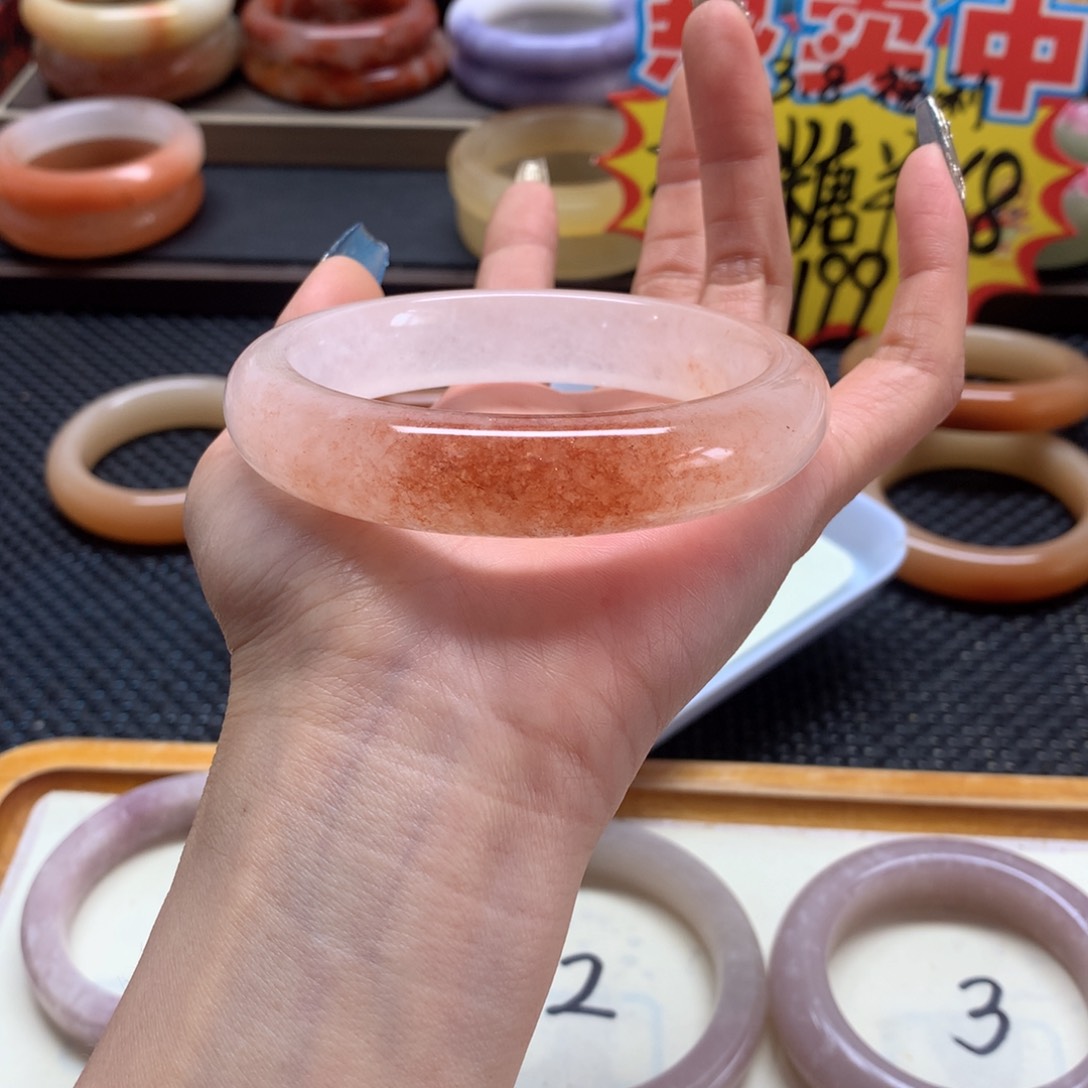 石英质玉手镯未镶嵌?****?