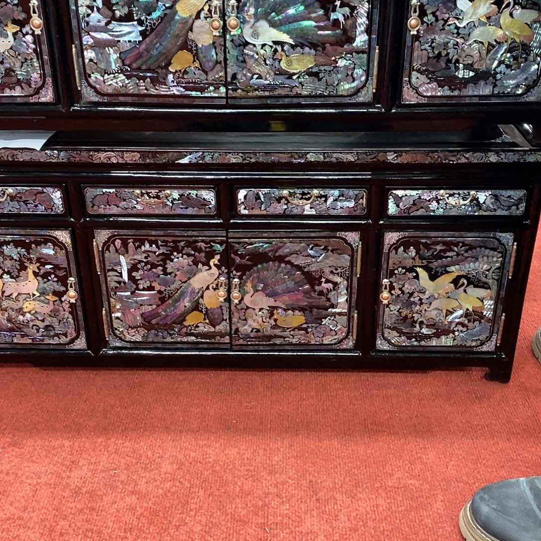 大果紫檀（缅甸花梨）若****行红木家具的设计风格