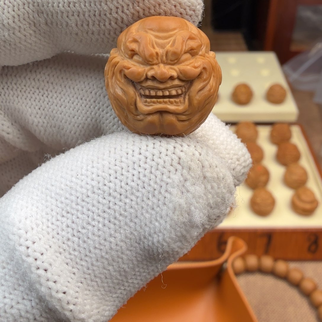 猴头核桃吊坠威怒佛爷