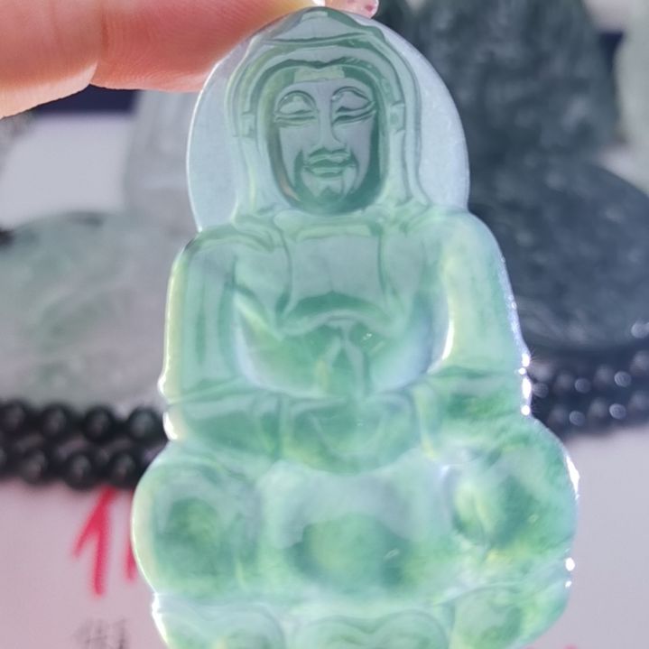 翡翠颈饰未镶嵌天然的A货翡翠多样性发货