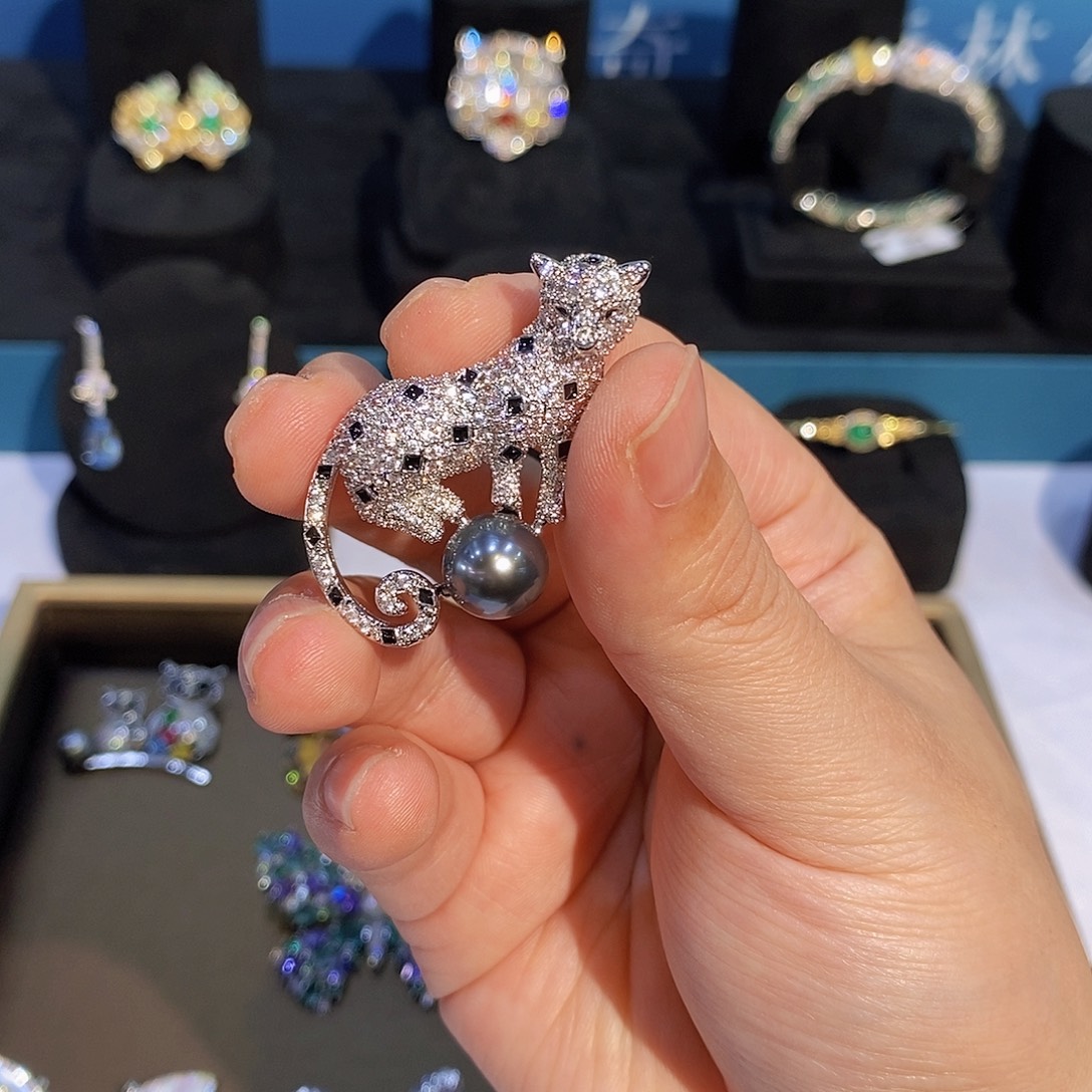 S***n胸针海水珍珠合金