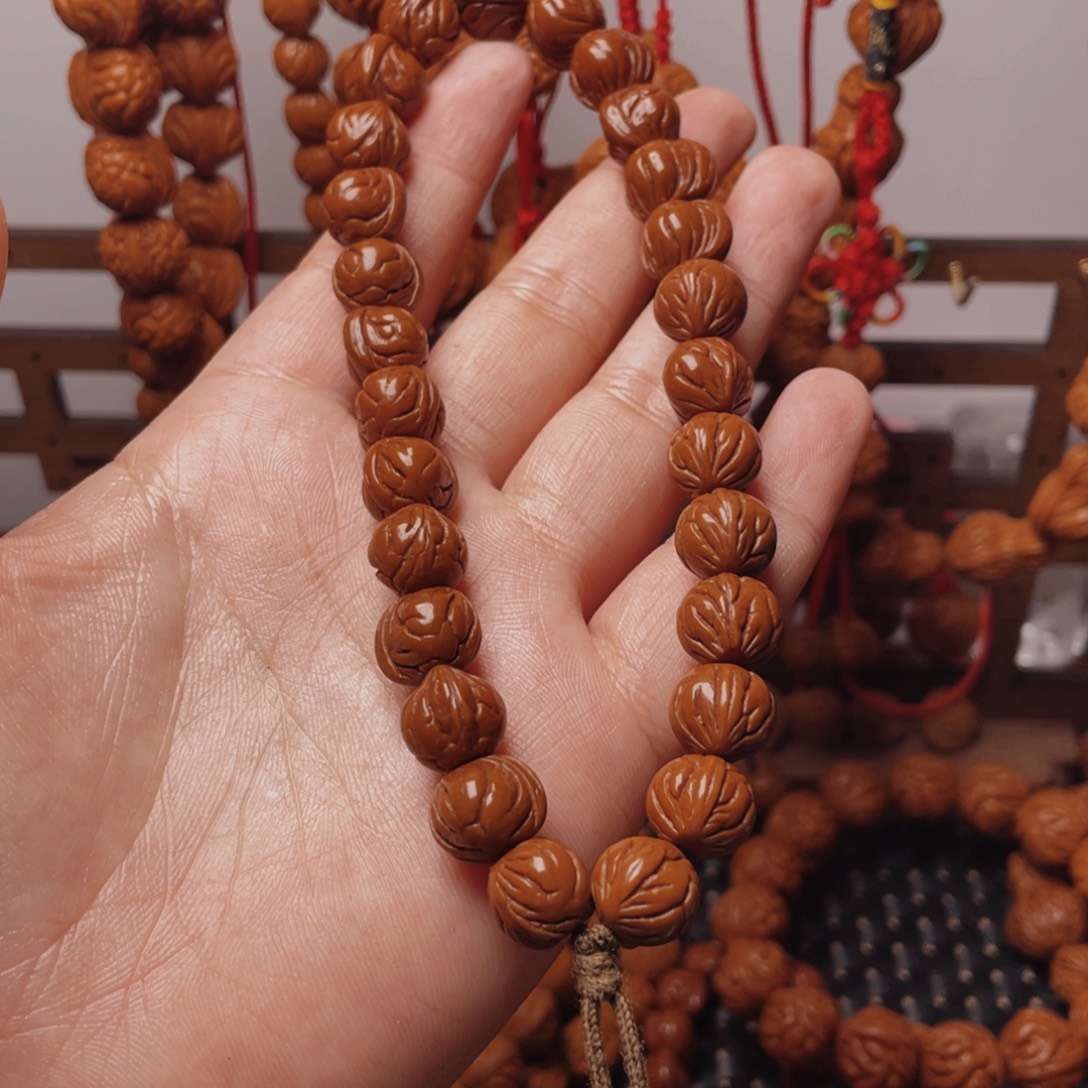 木质类龙纹桃枭手持