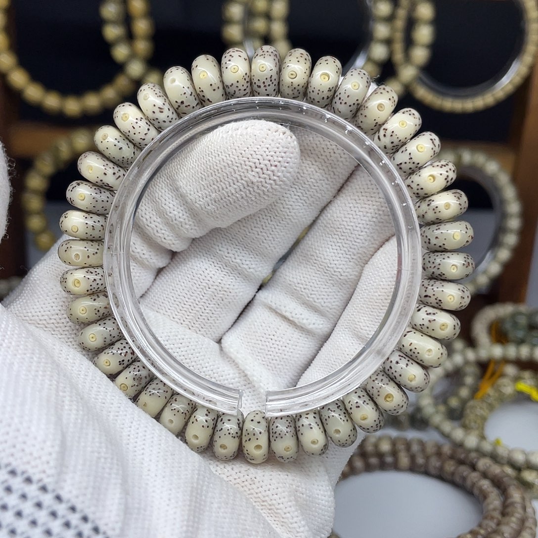 星月菩提手串10-5，灰冰大眼睛