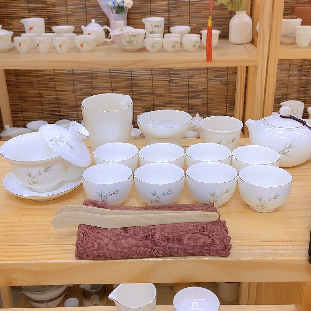 羊脂玉瓷茶具套装