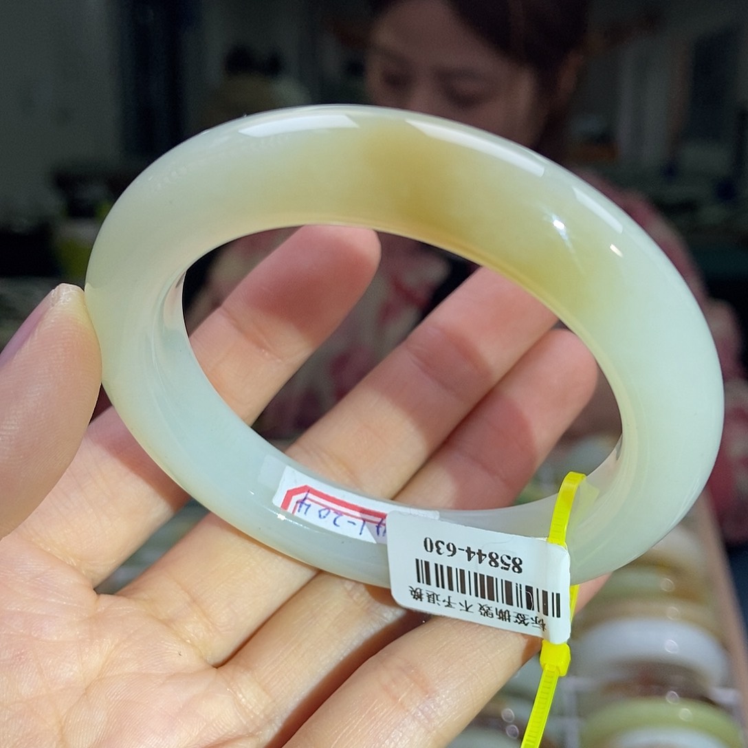 和田玉手镯未镶嵌55.1