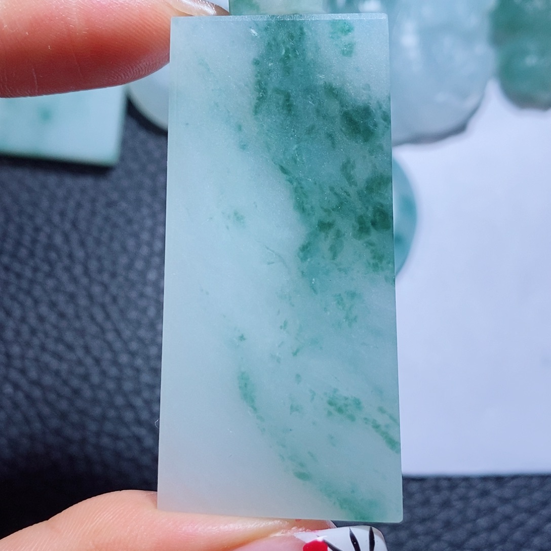 定制翡翠未镶嵌毛货付款后确认抛光