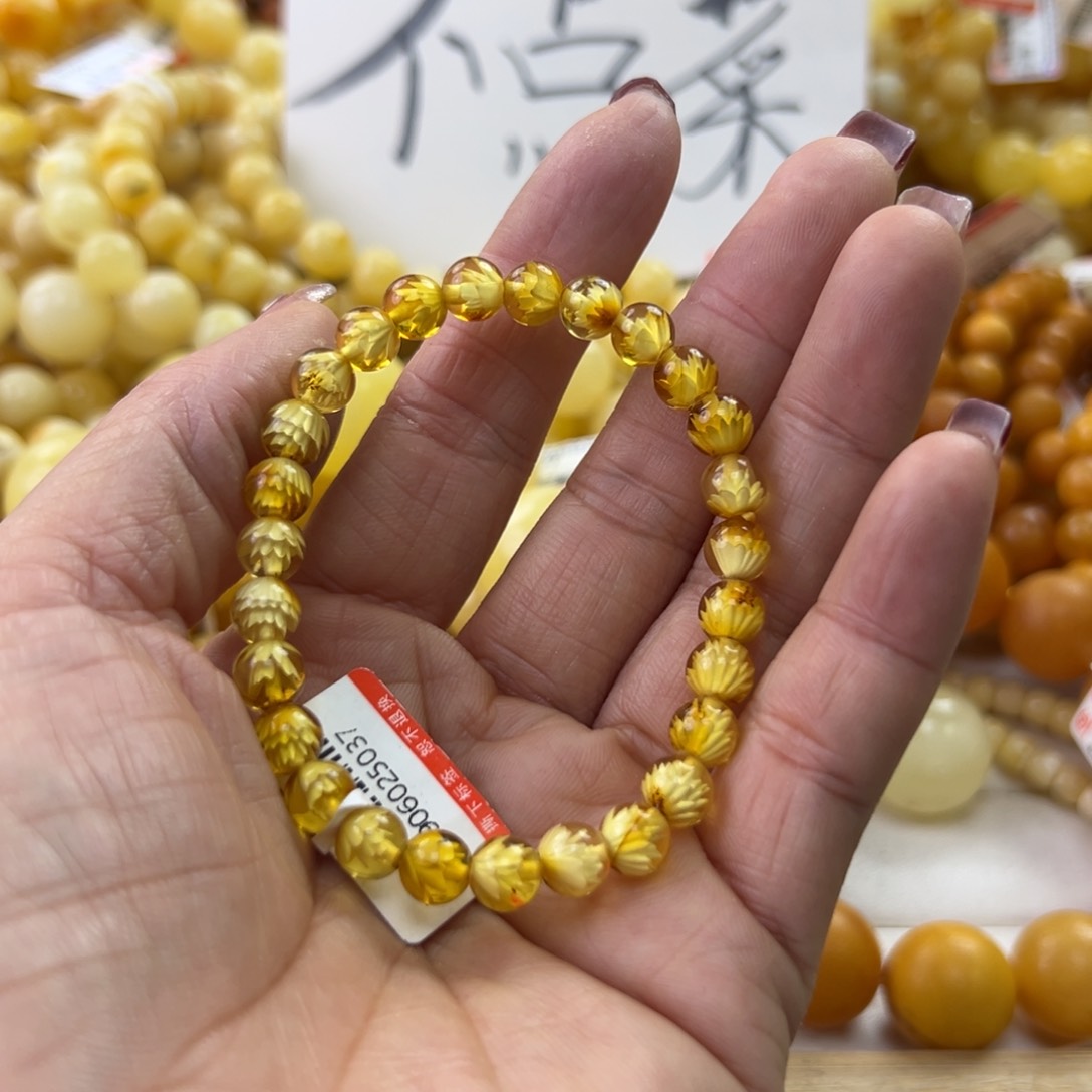 琥珀珠宝奇石未镶嵌