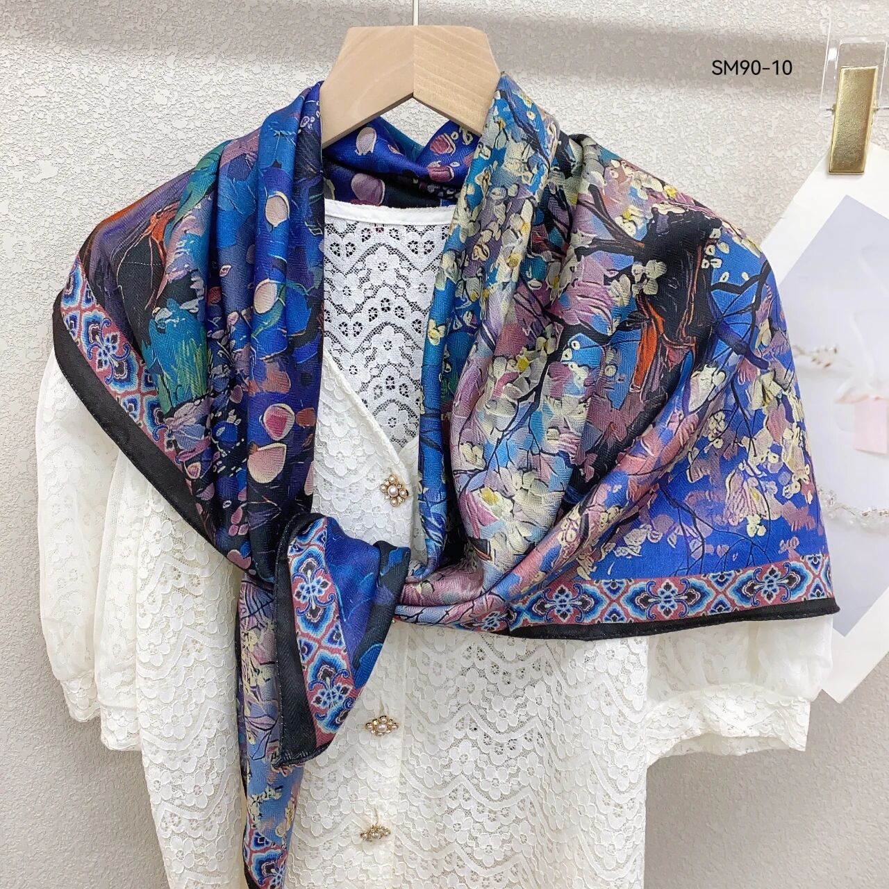 【B176】花开满树 丝毛方巾 围巾85*85左右