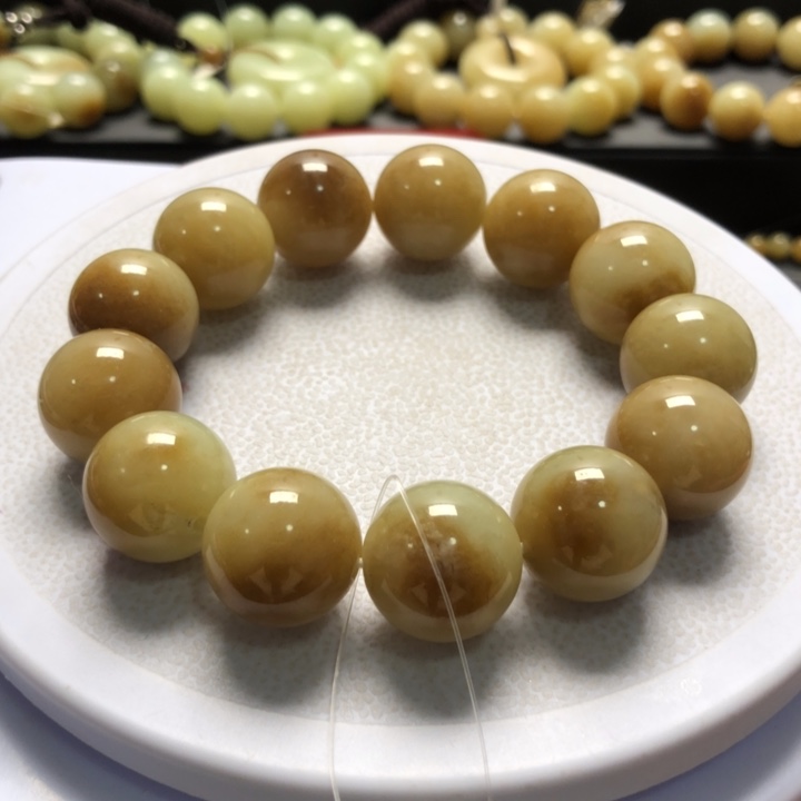和田玉手串未镶嵌卡18