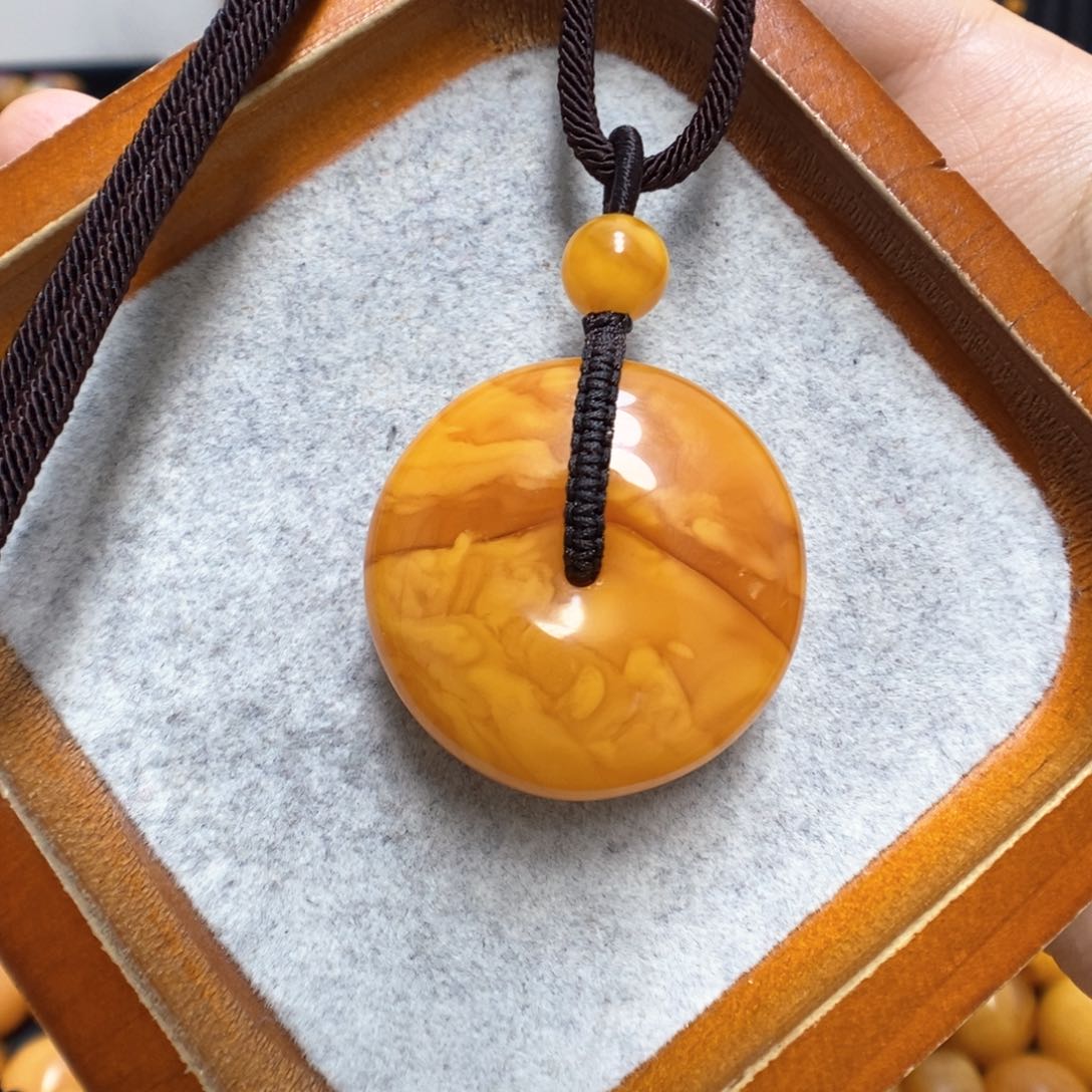 蜜蜡颈饰未镶嵌蜜蜡