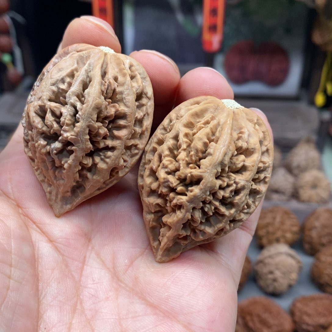 文玩核桃把件豆粒塔
