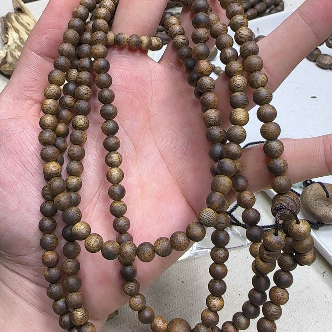沉香沉香碎屑奇楠沉香圆珠长串0.6-12g乌身多样性发一条
