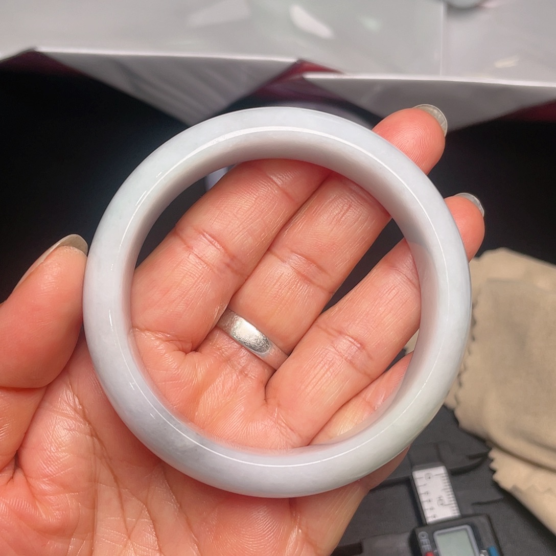 翡翠未镶嵌手镯天然翡翠手镯