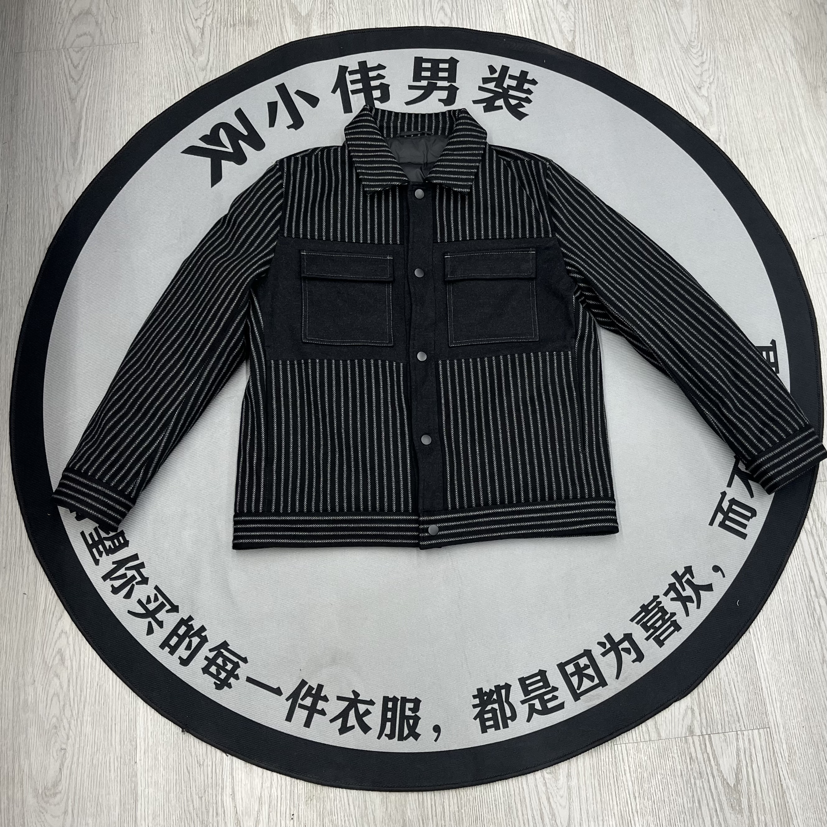 062H家剪标鸭绒服保暖翻领羽绒服竖条纹鸭绒夹克格子