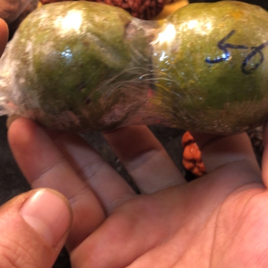 文玩核桃把件宫灯