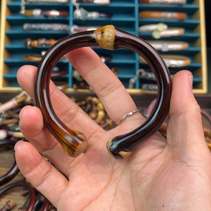 木強*直播间挑选精品藤根170斤