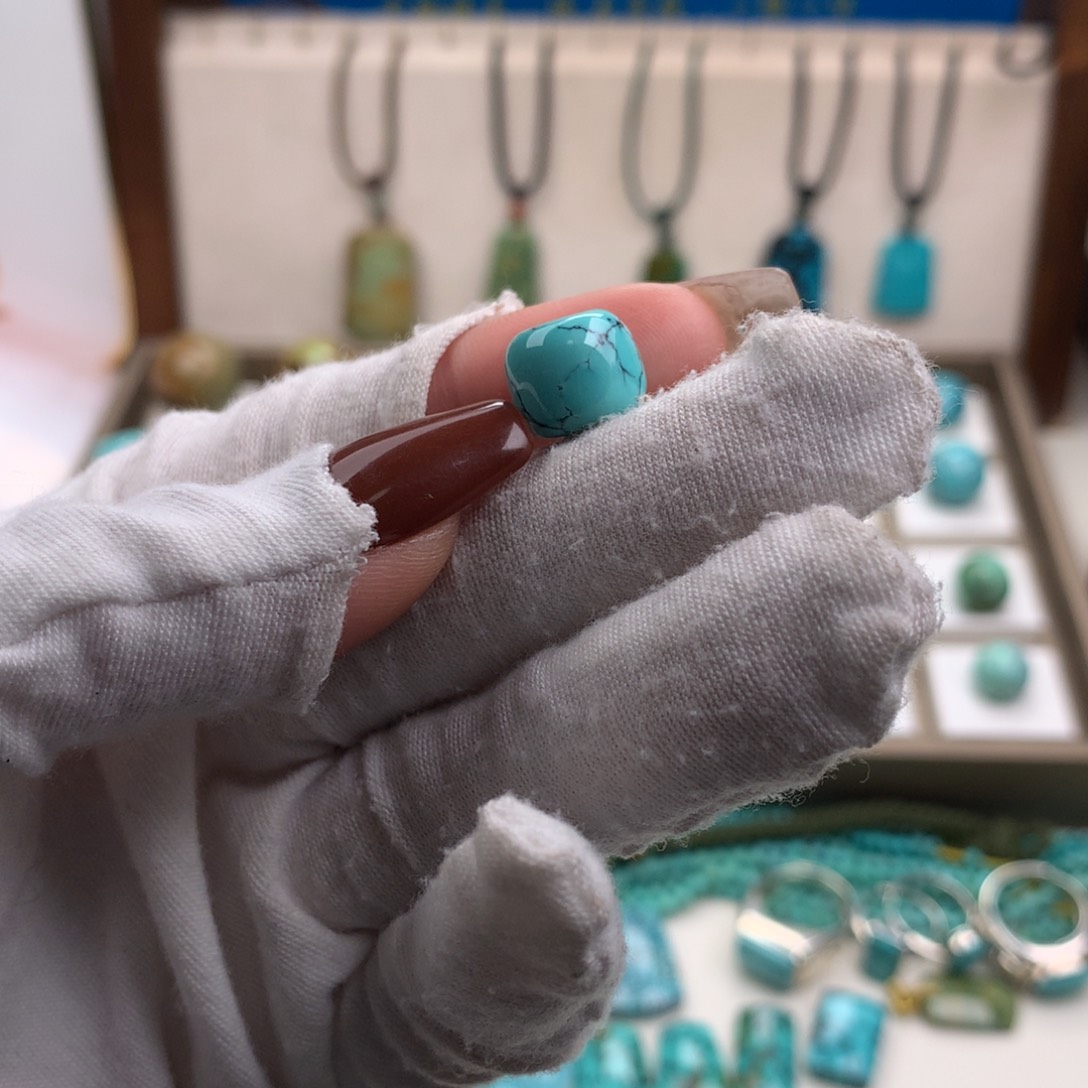 绿松石配饰未镶嵌七*