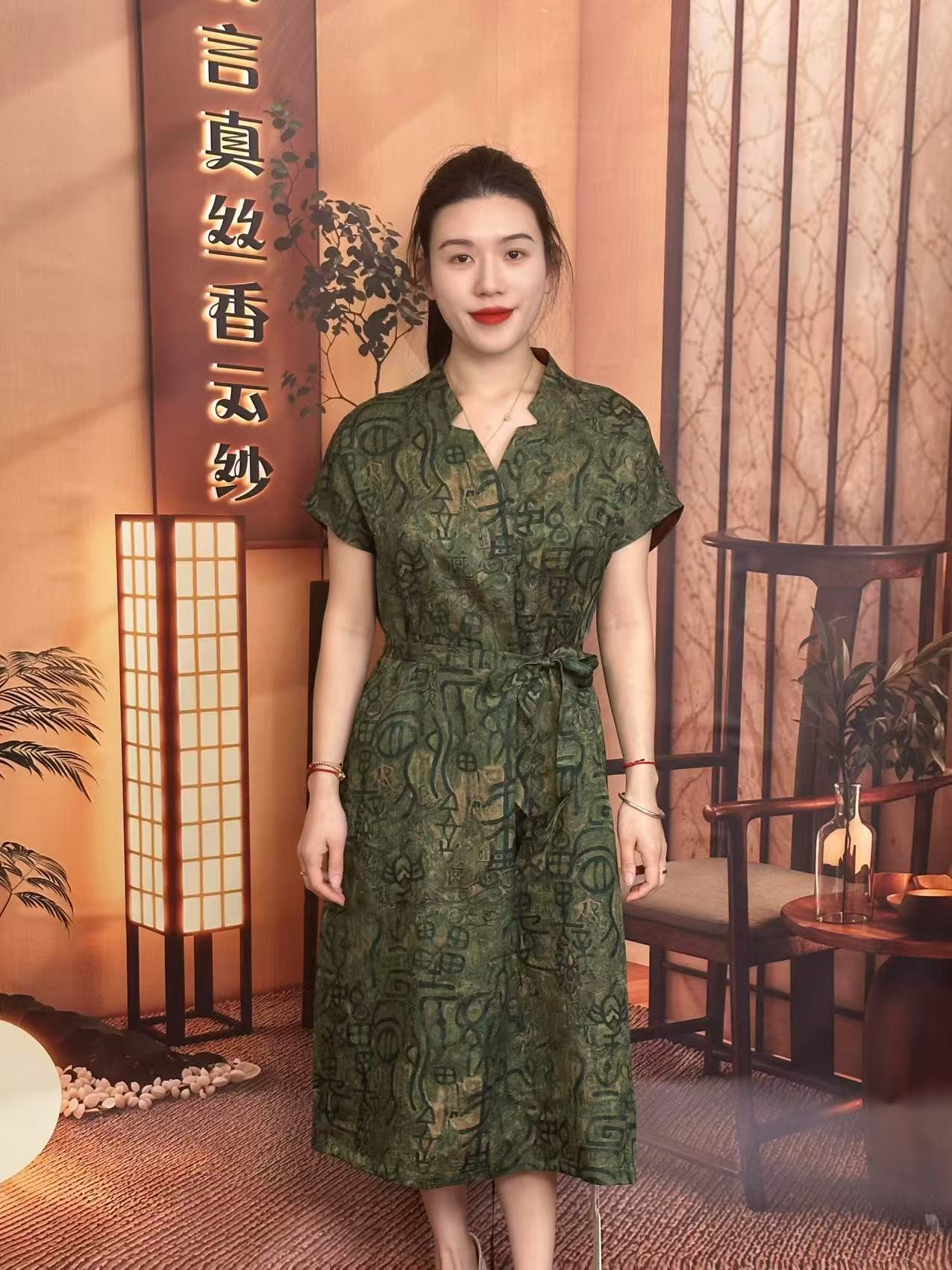 （桐言香云纱100%桑蚕丝）冠乐皱花罗香云纱连衣裙