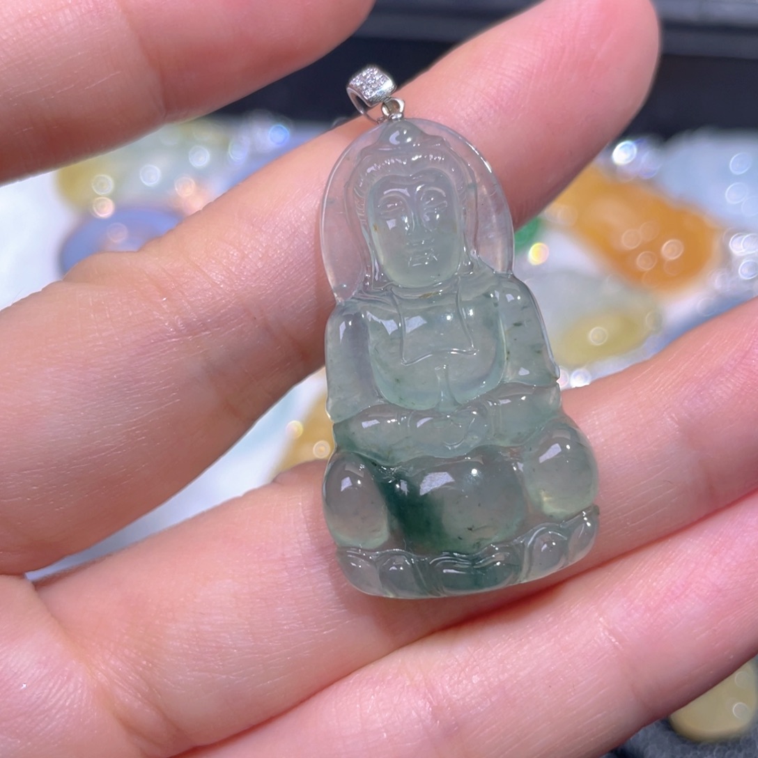 颈饰18K金镶嵌翡翠翡翠