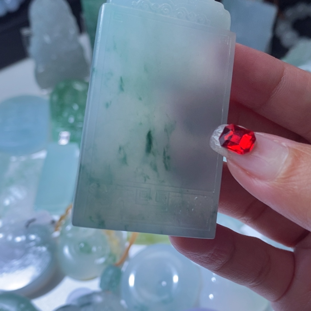 定制翡翠未镶嵌昆****厅天然翡翠