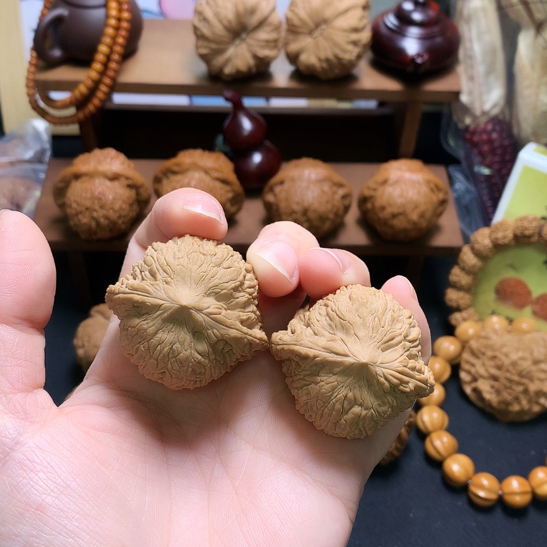 文玩核桃吊坠绣球41