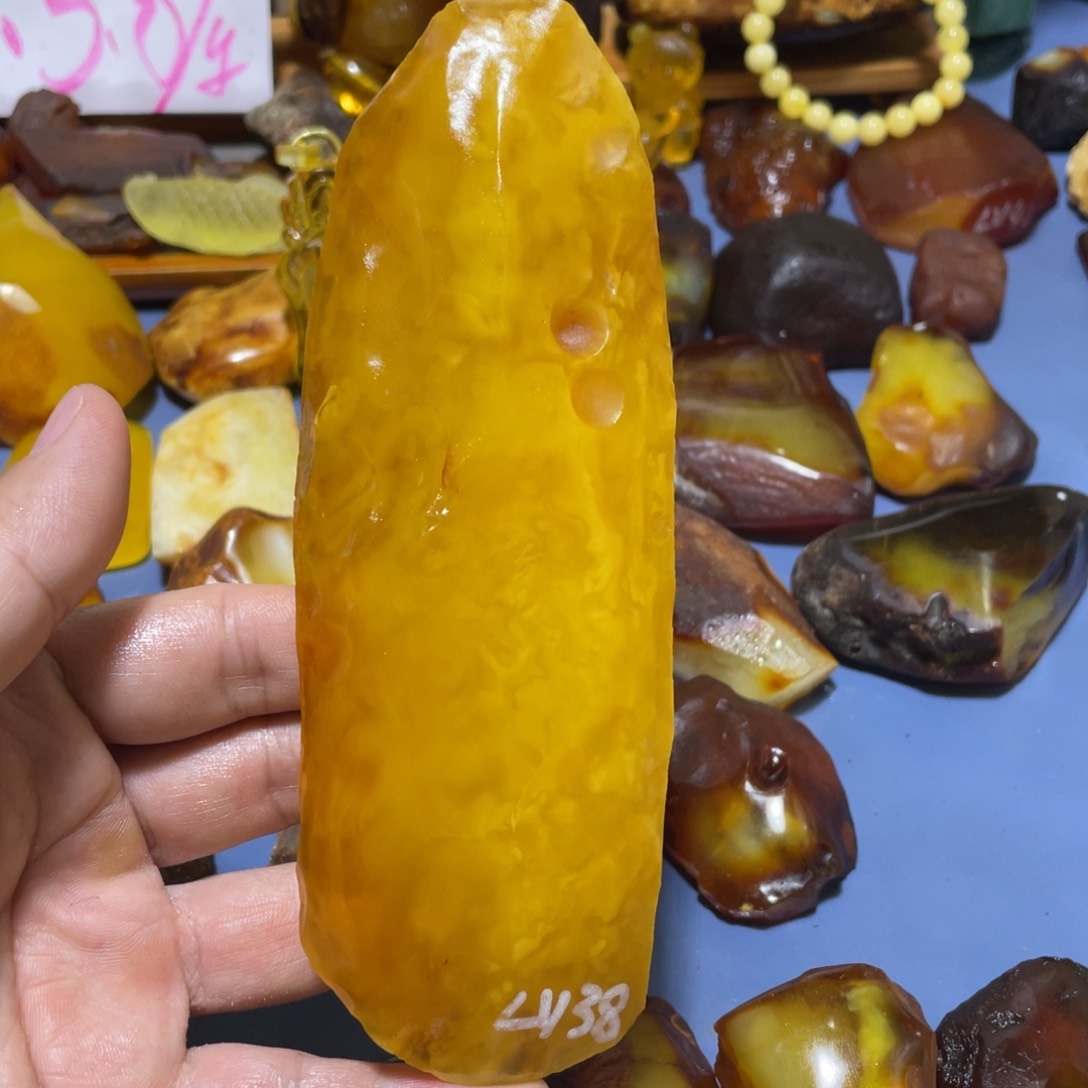 定制琥珀未镶嵌原矿