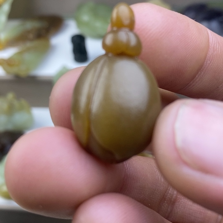 和田玉（糖玉）未镶嵌颈饰