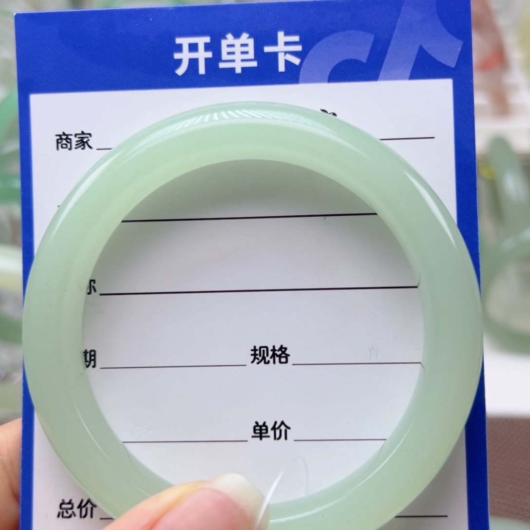 @***气东陵石手镯未镶嵌