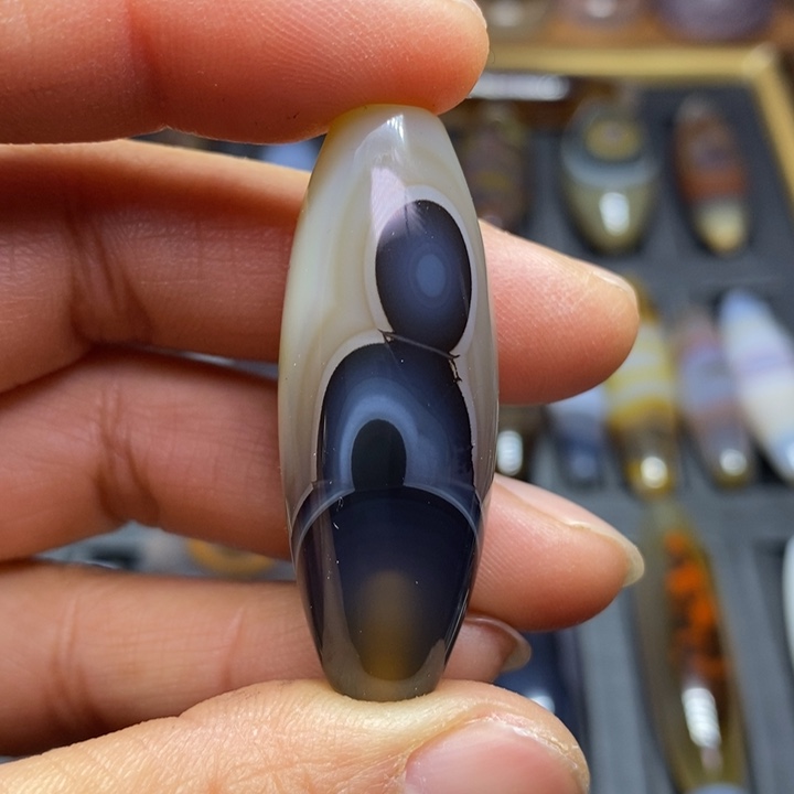 未镶嵌玛瑙/玉髓珠宝奇石