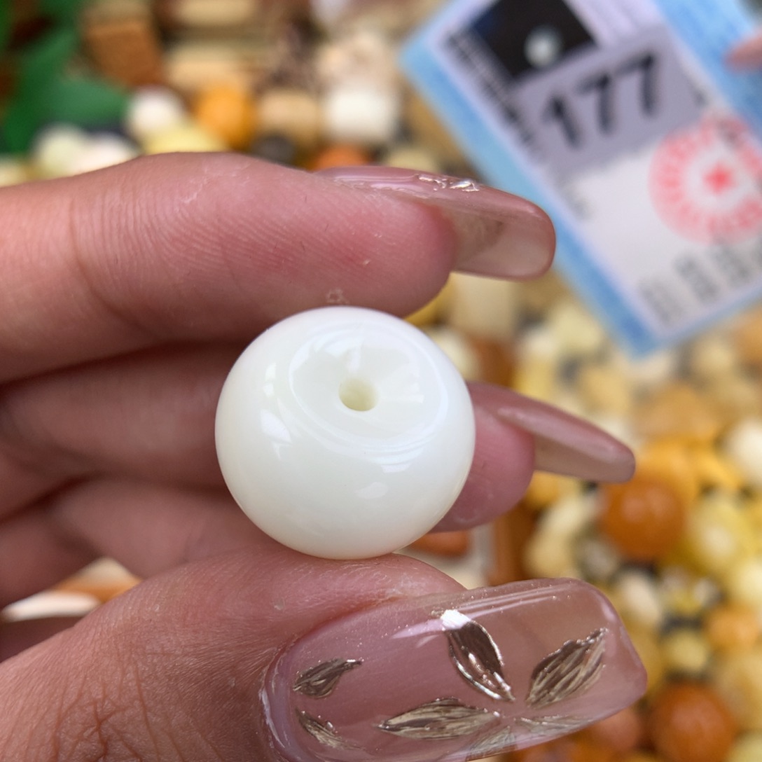 琥珀珠宝奇石未镶嵌17