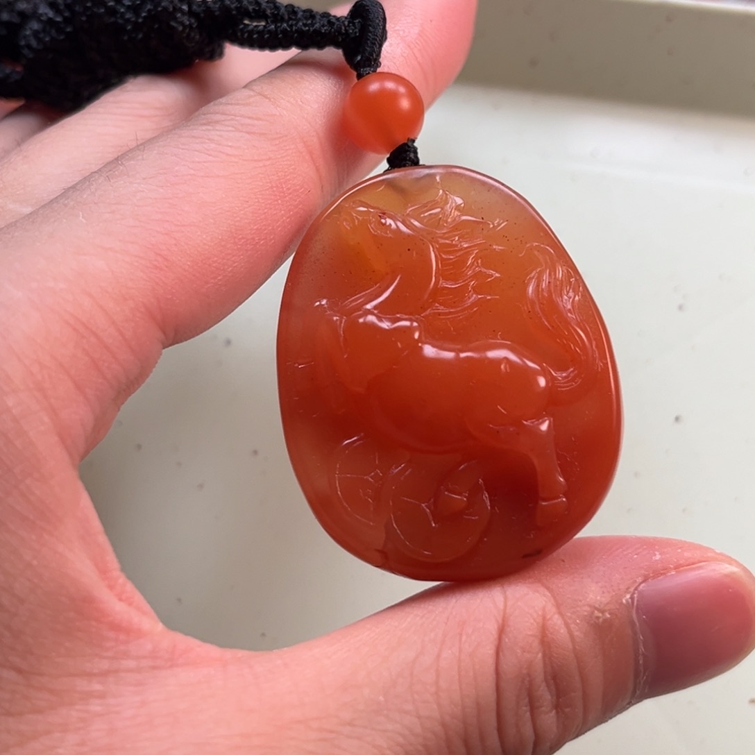 南红玛瑙未镶嵌马吊坠