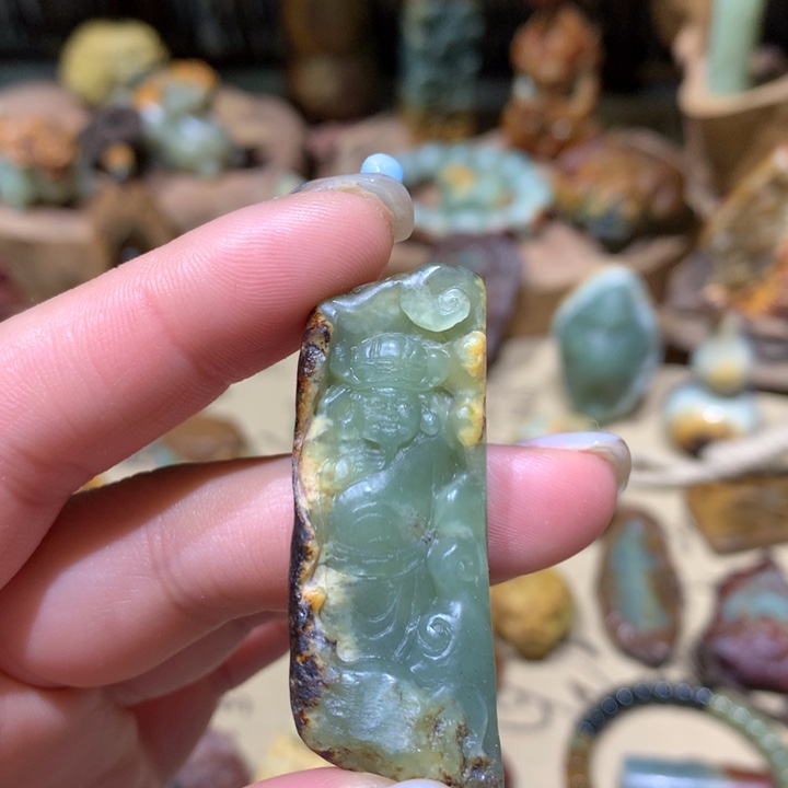 岫岩河磨玉（透闪石质玉）挂件未镶嵌