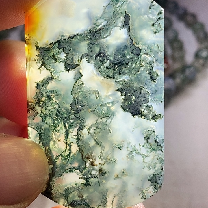 用***7玛瑙/玉髓未镶嵌颈饰