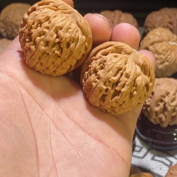 张***仔把件文玩核桃39莲花