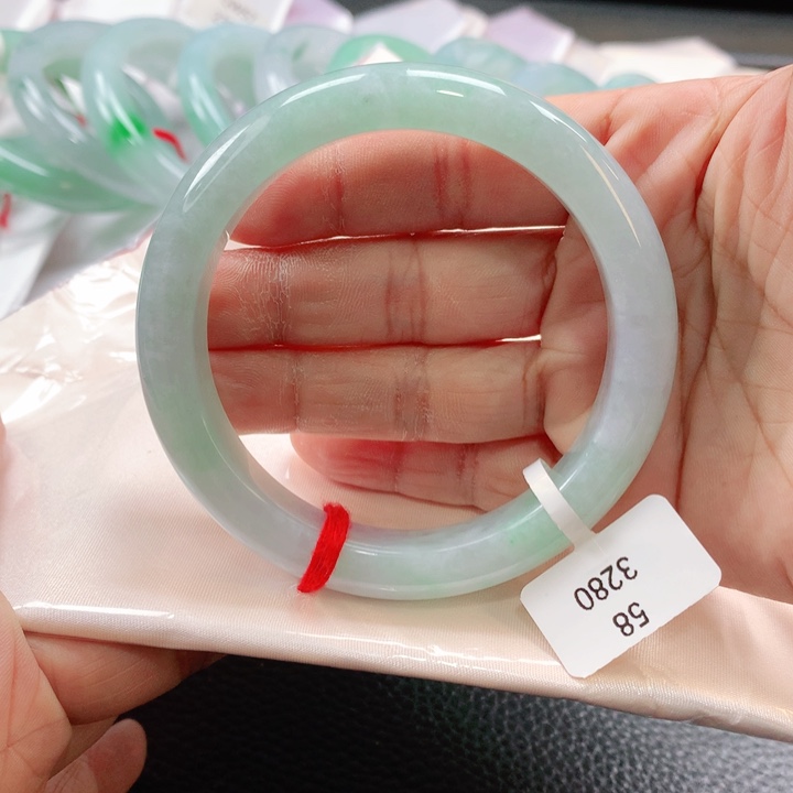 翡翠手镯未镶嵌58595859