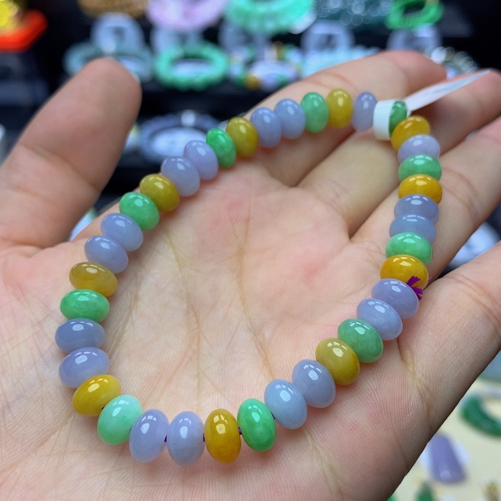 翡翠手链未镶嵌翡翠