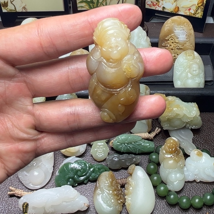 和田玉未镶嵌颈饰