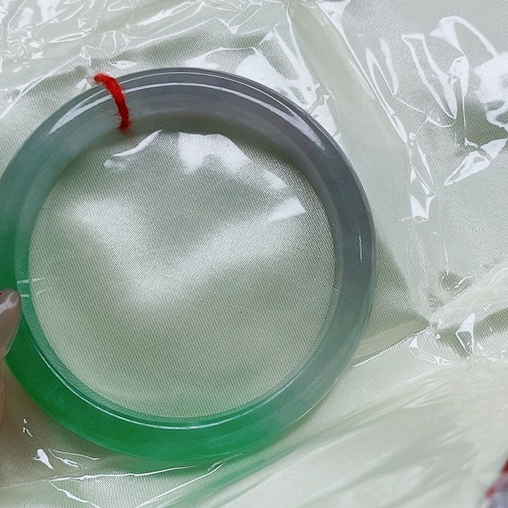 翡翠手镯（圆镯）未镶嵌