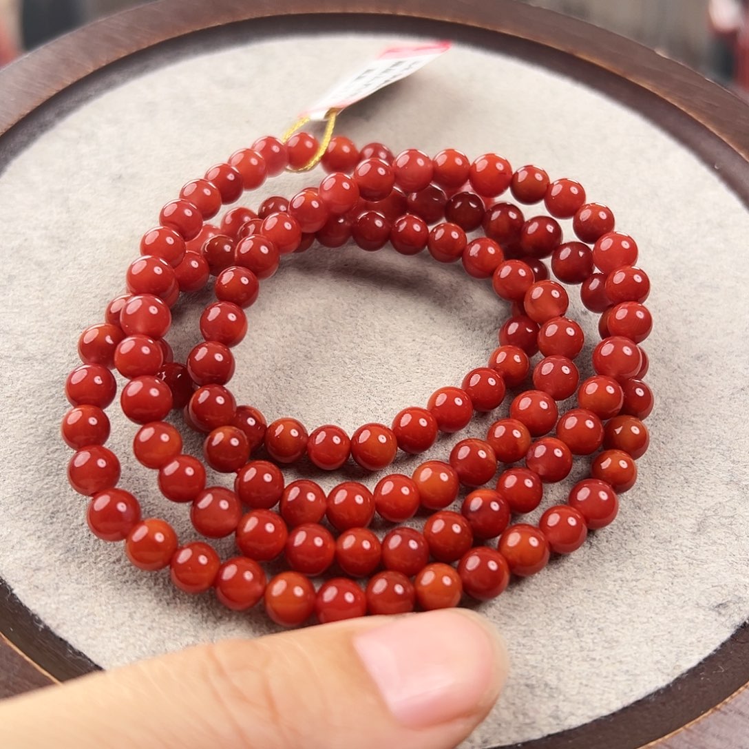 南红玛瑙手串未镶嵌